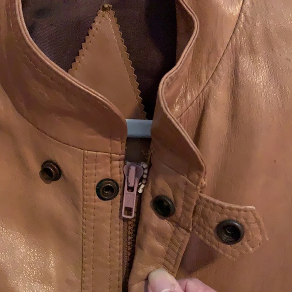 Men’s Leather Bomber Jacket w/ Insulated Lining - Picture 3 of 11